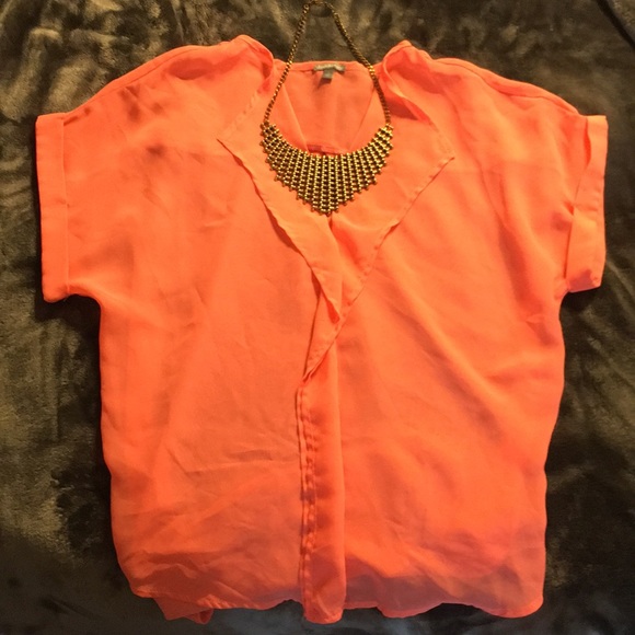 Pretty in Pink Charlotte Russe Blouse - Picture 2 of 3